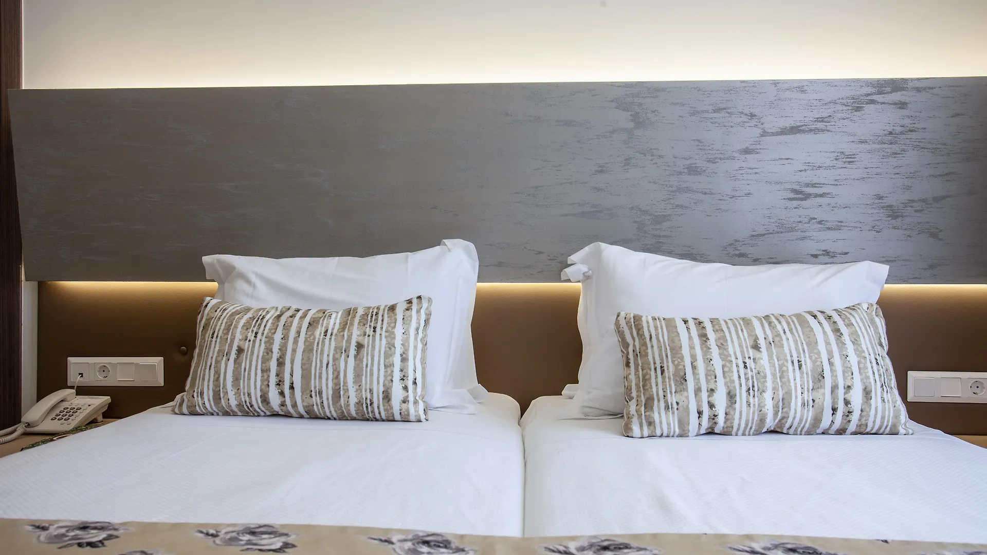 Melrose Rethymno By Mage Hotels